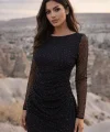 Kadın Kayık Yaka Kolları Transparan Içi Astarlı Full Taş Detay Mini Elbise