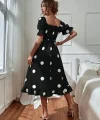 Kadın Kısa Kollu Kollar Ve Etek Ucu Volanlı üst Gipeli Puantiyeli Krep Elbise