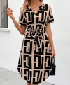 Kadın Kısa Kollu V Yakalı Desenli Kuşaklı Süprem Elbise