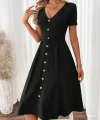 Kadın Kısa Kollu V Yakalı önden Düğmeli A Kesim Dokuma Elbise