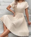 Kadın Kısa Kollu Yakası Açık Belden Lastikli Pileli Kısa Ithal Krep Elbise