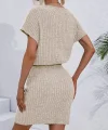 Kadın Kısa Kollu Yakası Açık Belden Lastikli Yandan Bağlamalı Kalın Fitilli Kaşkorse Elbise