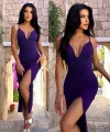 Kadın Omuz Askılı Göğüs Ve Bacak Dekolteli idi Boy Elbise