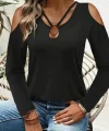 Kadın Omuzlardan Açık Uzun Kollu Yakadan Halka şerit Detaylı Viskon Bluz