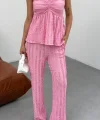 Kadın Pembe  Dokulu Askılı Üst Ve Bol Paça Pantolon 2’li Takım