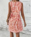 Kadın Sıfır Kol Yakadan Halka Detaylı Desenli Kısa Bürümcük Elbise