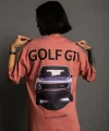 Kadın Oversize Baskılı Tişört – Golf GTI Retro Araba Desenli, Ön & Arka Dijital Baskı, Sokak Modası Stil- Gül Kurusu