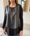 Kadın Uzun Kol Asimetrik Kesim Viskon Bluz Ve çatlak Deri Görünümlü Fermuar Detaylı Yelek Ikili Takım