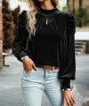 Kadın Uzun Kollu Balıkçı Yaka Damla Detaylı Kadife Bluz