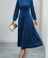 Kadın Uzun Kollu Bisiklet Yaka Midi Kadife Mavi Elbise
