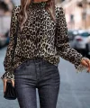 Kadın Uzun Kollu Gipe Detaylı Balıkçı Yaka Leopar Desenli Süprem Bluz