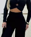 Kadın Uzun Kollu Göğüs Dekolteli Ithal Krep Bluz Ve Pantolon Ikili Takım