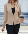 Kadın Uzun Kollu Hakim V Yaka Düğmeli Atlas Ceket