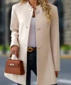 Kadın Uzun Kollu Hakim Yakalı önden Düğmeli Cep Detaylı Kısa Kaşe Kaban