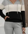 Kadın Uzun Kollu Kapşonlu Bağcıklı Blok Renkli şardonlu Kaşkorse Bluz Ve Pantolon Ikili Takım