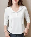 Kadın Uzun Kollu Kapşonlu Bağcıklı Düğmeli Viskon Iki Iplik Bluz