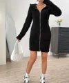 Kadın Uzun Kollu Kapşonlu önden Fermuarlı Cep Detaylı Kısa Peluş Elbise