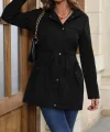 Kadın Uzun Kollu Kapşonlu önden Fermuarlı Düğmeli Ve Cep Detay Bondit Ceket