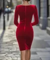 Kadın Uzun Kollu Kayık Yaka Mini Kadife Elbise