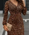 Kadın Uzun Kollu Kruvaze Yaka Leopar Desen Mikro Elbise