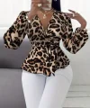 Kadın Uzun Kollu Kruvaze Yakalı Belden Kuşaklı Leopar Desenli Süprem Bluz
