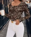 Kadın Uzun Kollu Kruvaze Yakalı Dantelli Kısa Viskon Bluz
