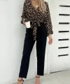 Kadın Uzun Kollu Kruvaze Yakalı Leopar Desenli Belden Kuşaklı üst Dalgıç Alt Krep Tulum