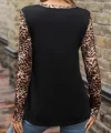 Kadın Uzun Kollu önden Fermuarlı Cepli Leopar Detaylı Viskon