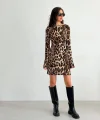 Kadın Uzun Kollu Sırtı Açık Bağlamalı Leopar Desenli Kısa Dalgıç Elbise