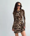 Kadın Uzun Kollu Sırtı Açık Bağlamalı Leopar Desenli Kısa Dalgıç Elbise