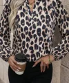 Kadın Uzun Kollu V Hakim Yakalı Leopar Desenli Süprem Bluz
