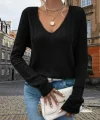 Kadın Uzun Kollu V Yakalı Arkası Düğmeli Triko Bluz