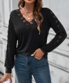 Kadın Uzun Kollu V Yakalı Dantel Detaylı Viskon Bluz