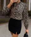 Kadın Uzun Kollu Yakadan Bağcıklı Leopar Desenli Süprem Bluz