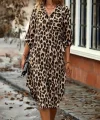 Kadın Uzun Kollu Yakalı önden Düğmeli Leopar Desenli Modal Midi Elbise