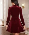 Kadın Uzun Kollu Yakalı Tül Detaylı Incili Mini Kadife Elbise