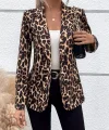 Kadın Uzun Kollu Yakalı Vatkalı Detaylı Leopar Desenli önden Düğmeli Atlas Ceket