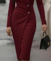 Kadın Uzun Kollu Yandan Düğmeli Kruvaze Yaka Detaylı Midi Ithal Krep Elbise