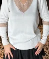 Kadın V Yaka Uzun Kollu Gold Işleme Detay Bluz