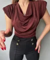 Kadın V Yaka Vatka Detay Kolsuz Dökümlü Bluz