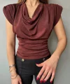 Kadın V Yaka Vatka Detay Kolsuz Dökümlü Bluz