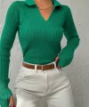Kadın Yeşil Polo Yaka Parmak Detay Triko Bluz 2047
