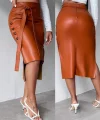 Kadın Yüksek Bel Kuşaklı Yanlardan Düğmeli Mini Deri Etek