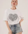 Kalp Baskılı Crop Beyaz Tişört