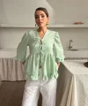 KETEN BLUZ ÖNDEN BAĞLAMALI FIRFIR DETAYLI - Yeşil