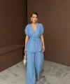 KETEN V YAKA BELDEN BAĞLAMALI BLUZ-PANTOLON TAKIM - Mavi