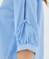 Kol Detaylı Mavi Crop Gömlek 20246