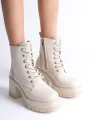 LAUREN Bağcıklı Fermuarlı Ortopedik Taban Topuklu Kadın Bot  CKT - Krem