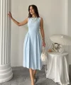 Mavi Yanları Büzgülü Midi Boy Keten Elbise