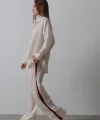 Model Gömlek Yandan Şerit Detaylı Pantolon - Ekru-Bordo